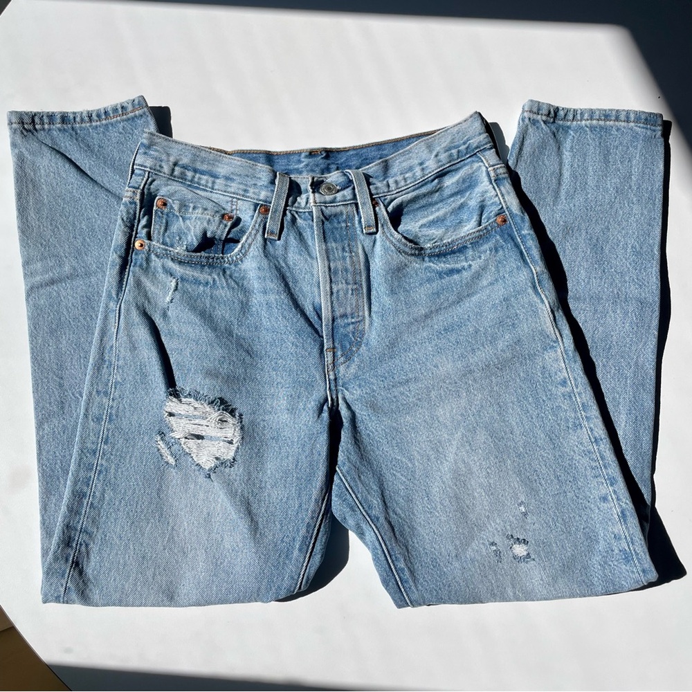 Levi’s 501 Skinny in Can't Touch This | 26